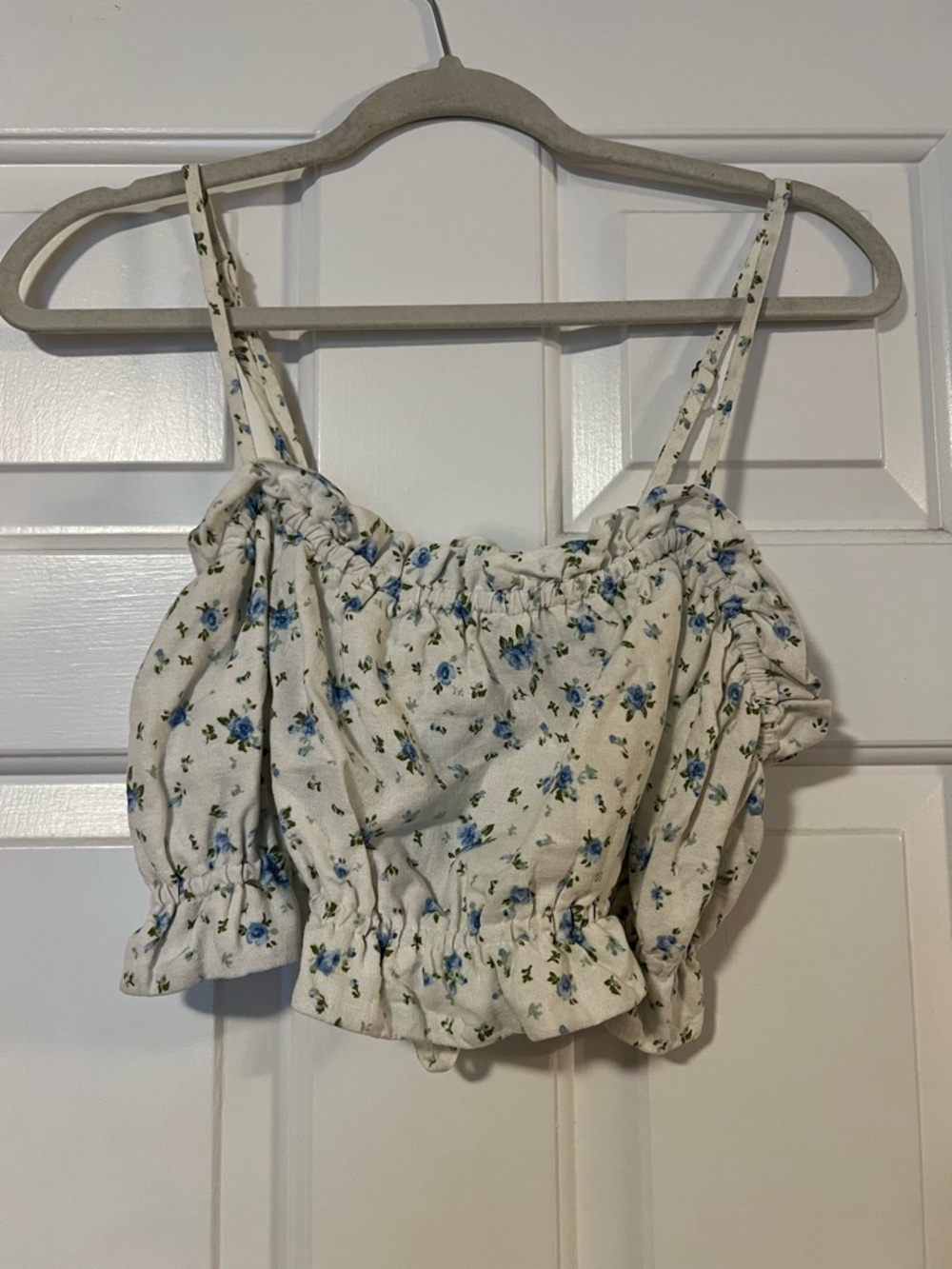 wild fable White Floral Smocked Blue Flower Crop Top